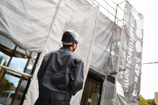 お客様の想いに寄り添った「完全自由設計の家」をつくる、地域密着の工務店です