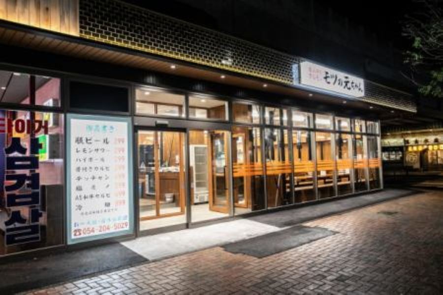 【正社員】ホルモン焼肉屋の店舗スタッフ