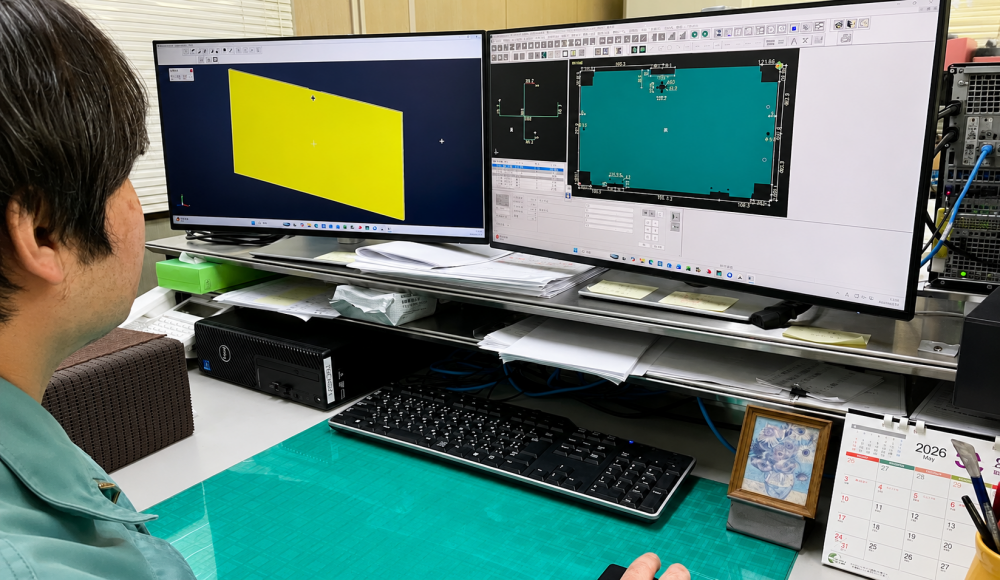 転勤なし・富士市で長く働く！未経験から始めるドアの図面作成。