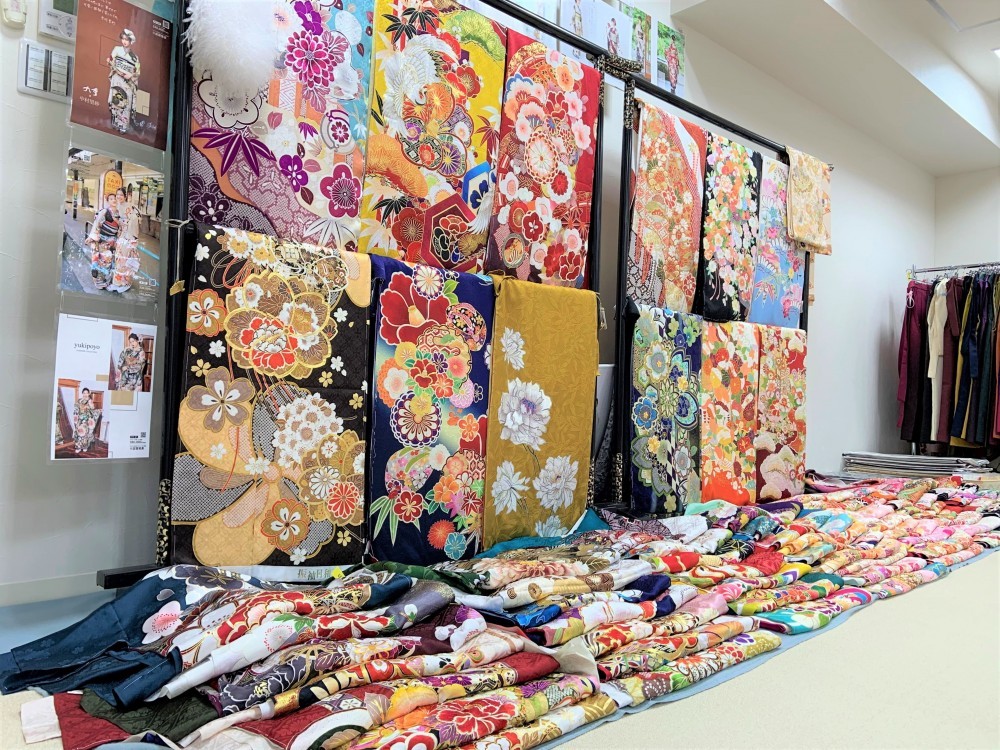 昭和5年創業のきもの・振袖専門店